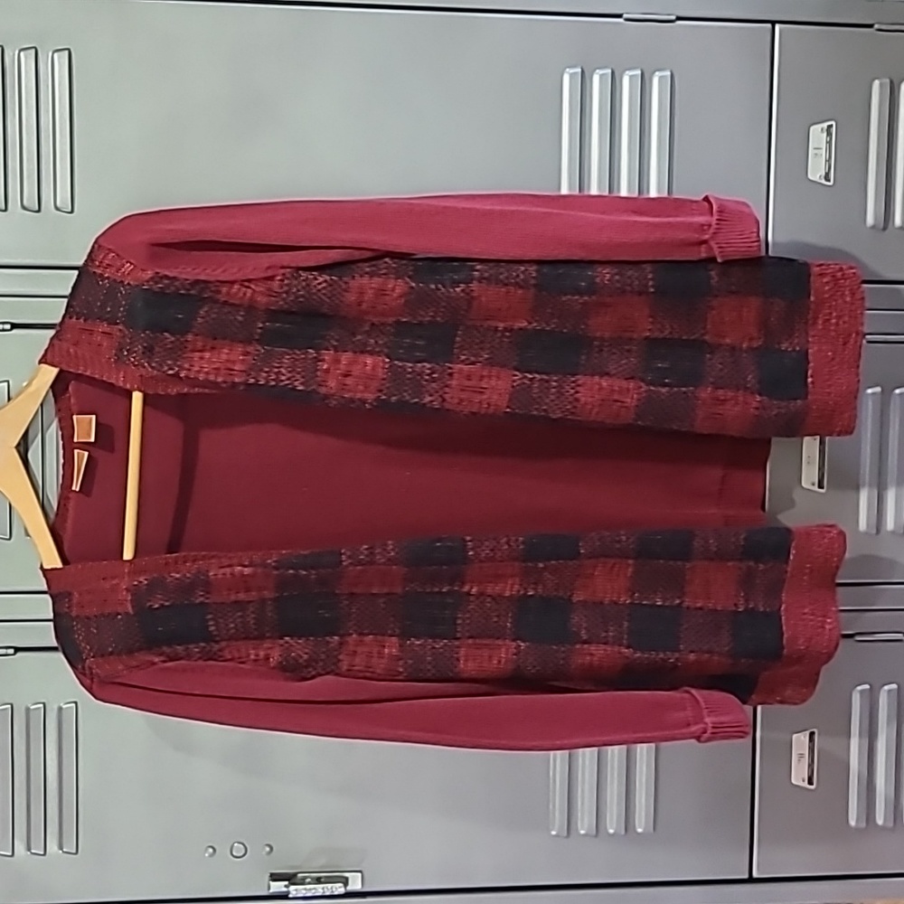 NorthCrest Red and Black Front Gingham Cartigan Sweater Size Large